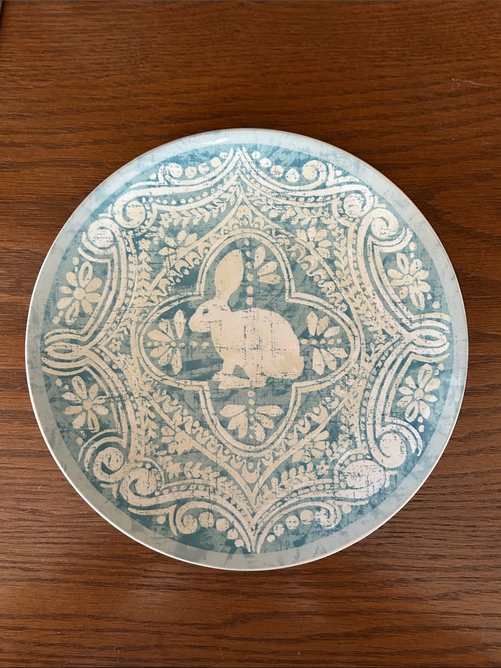 Pottery Barn GRAPHIC BUNNY Salad Plate RARE